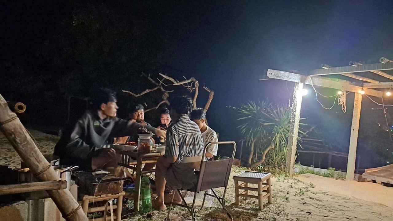 Homestay Dat Phu Tuy Hoa Esterno foto
